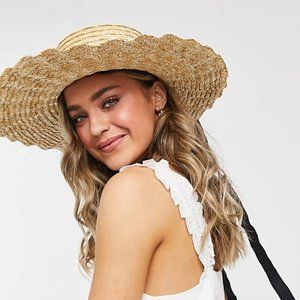 Natural Straw Scallop Brim Boater Hat